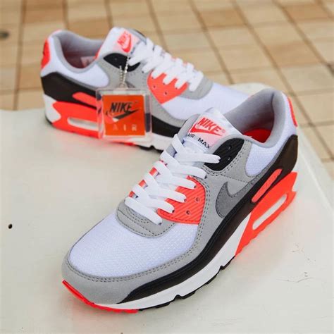 new Nike Air Max 90